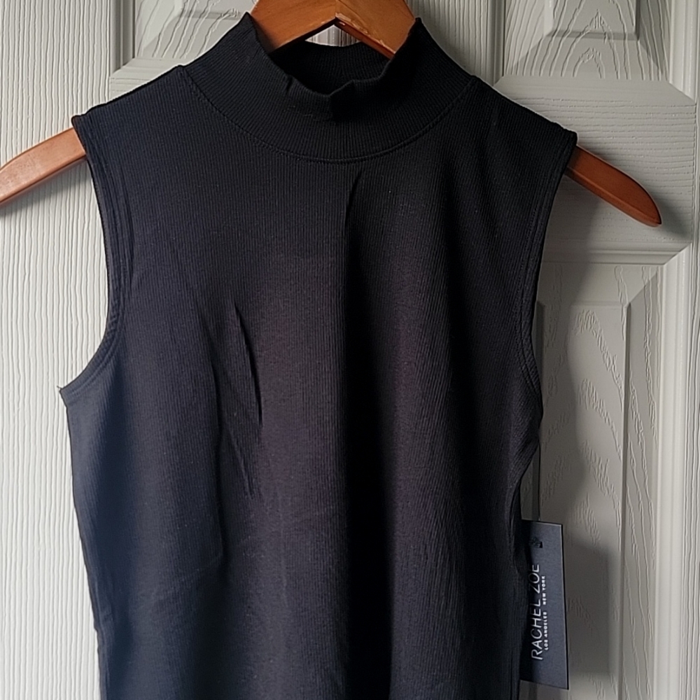 Turtle Neck Sleeveless Top